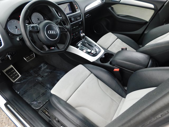 Used 2016 Audi SQ5 Premium Plus AWD/4WD image 16