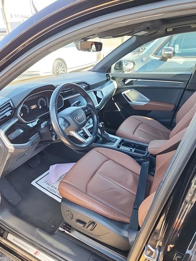 Used 2021 Audi Q3 2.0T Premium w/ Convenience Package AWD/4WD image 7