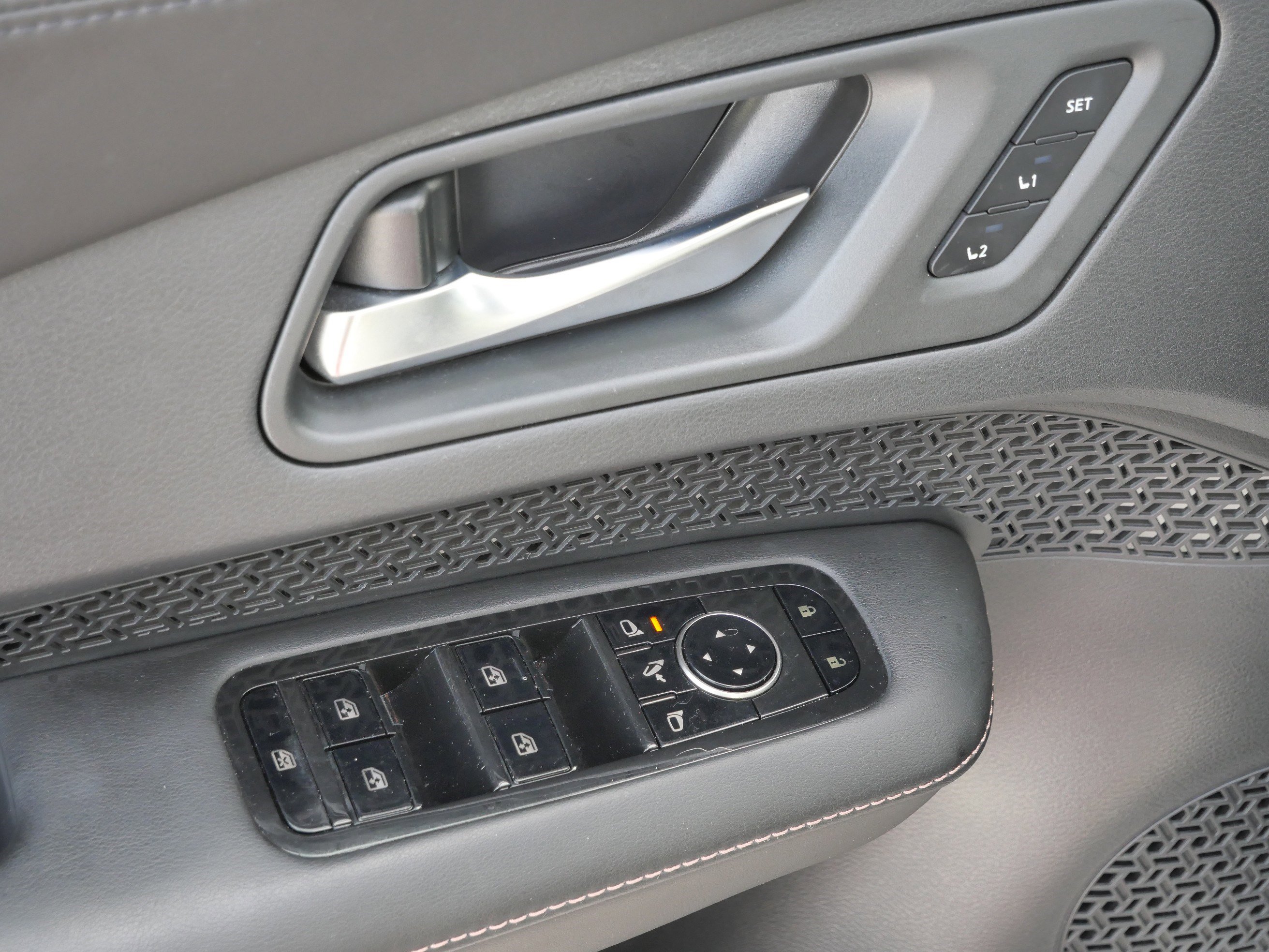 Used 2023 Nissan Ariya ENGAGE+ image 19