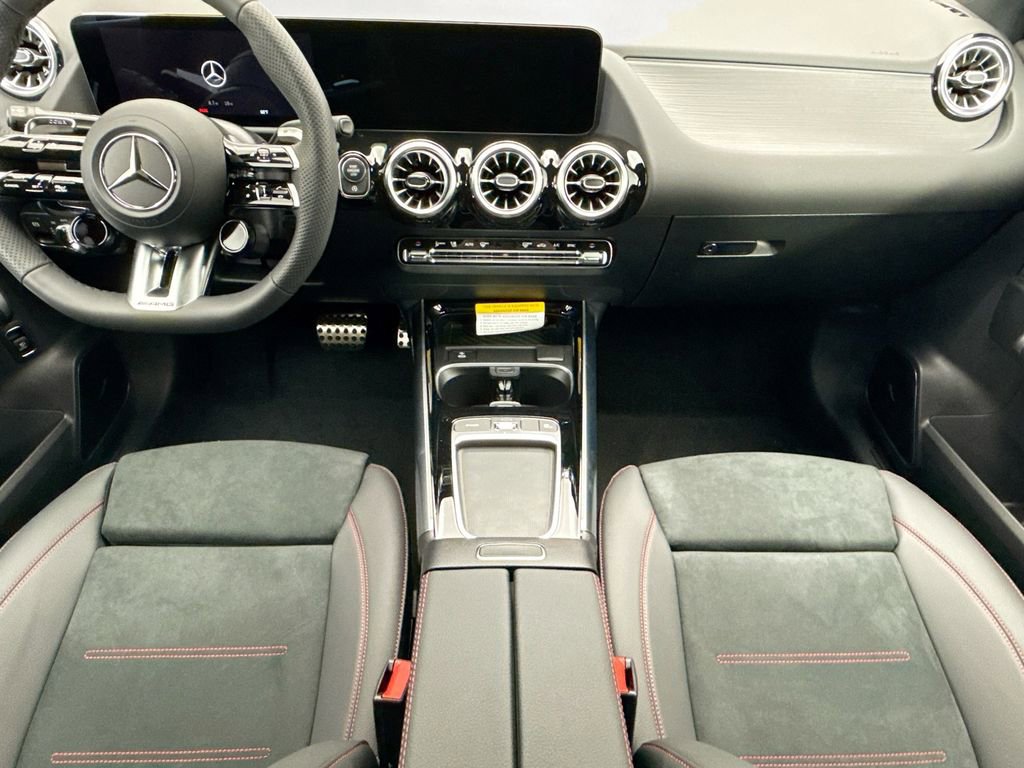New 2026 Mercedes-Benz GLA 35 AMG 4MATIC image 13