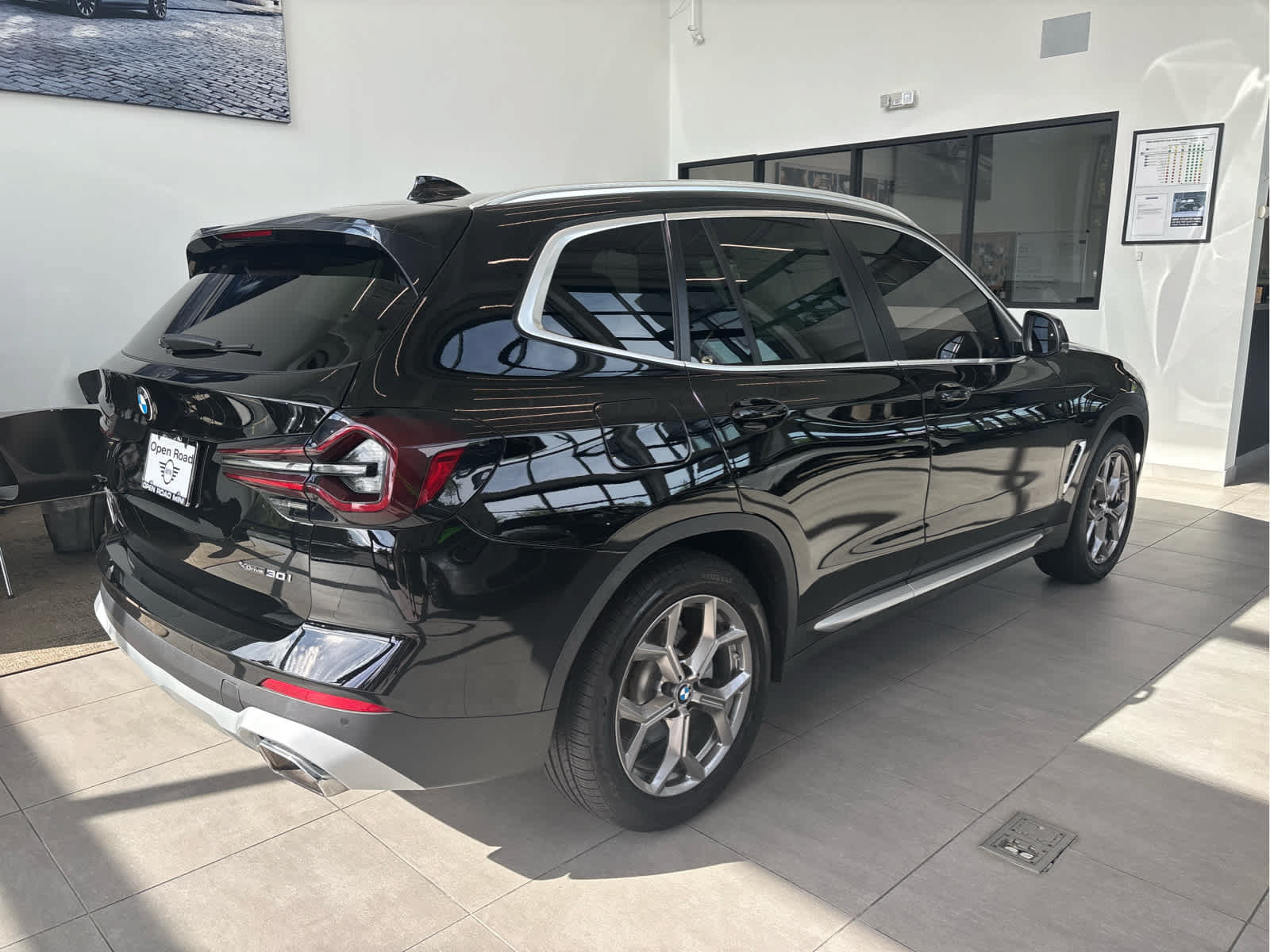 Used 2023 BMW X3 xDrive30i w/ Premium Package w/ZPA AWD/4WD image 5