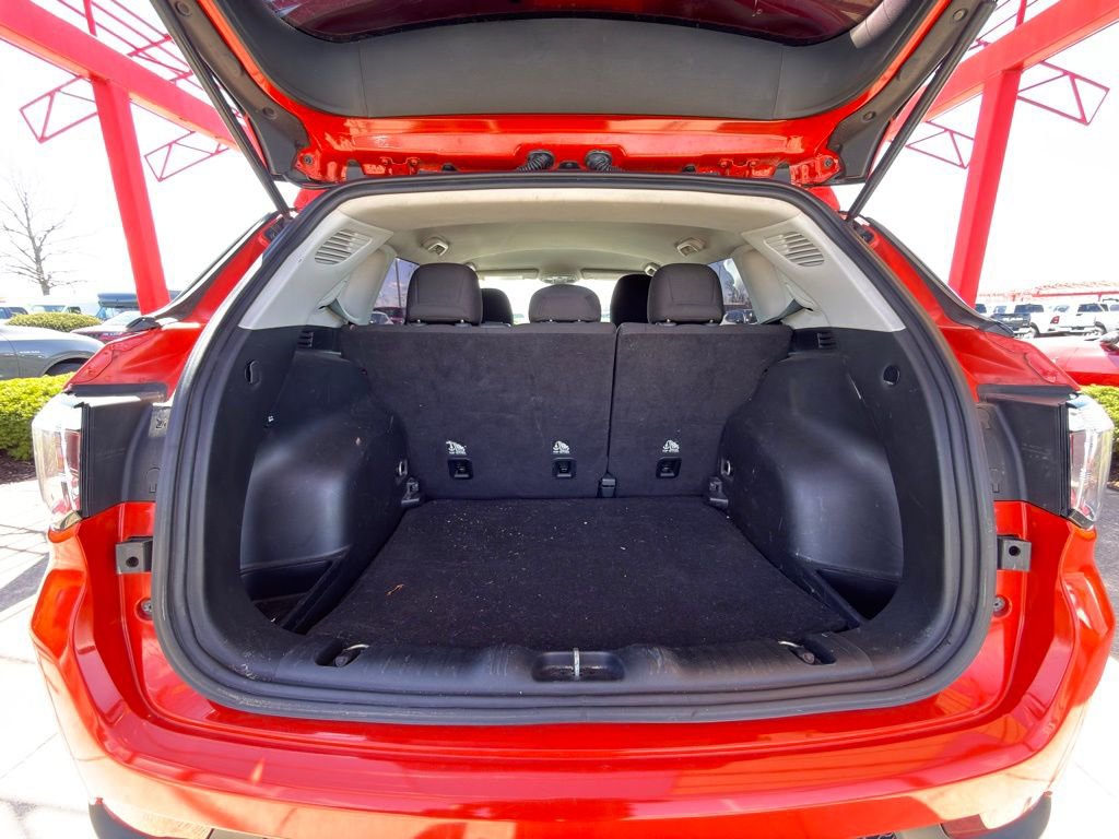 Used 2017 Jeep Compass Sport w/ Cold Weather Group image 24