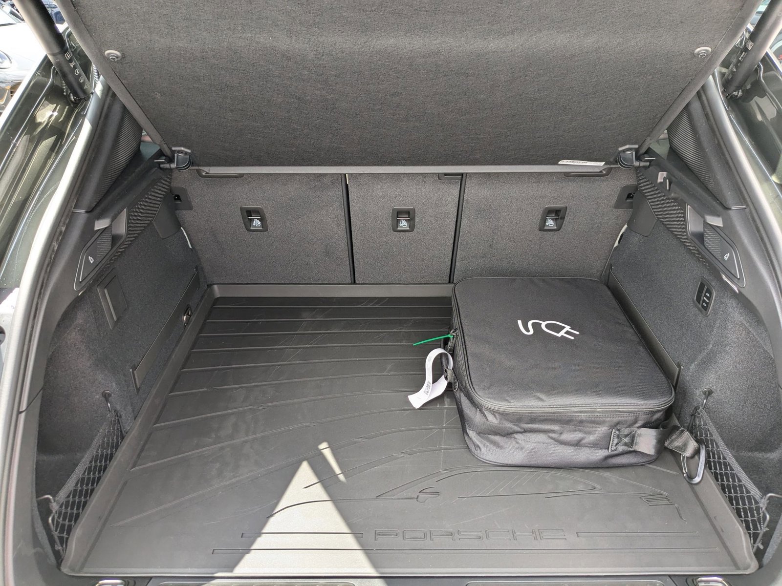 New 2025 Porsche Macan Electric image 24