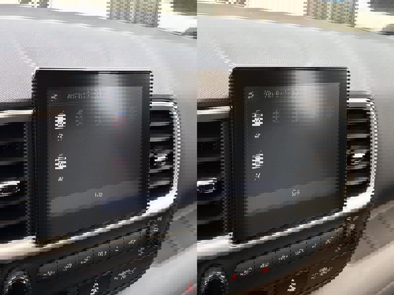 Used 2023 Hyundai Venue SEL w/ Cargo Package image 19