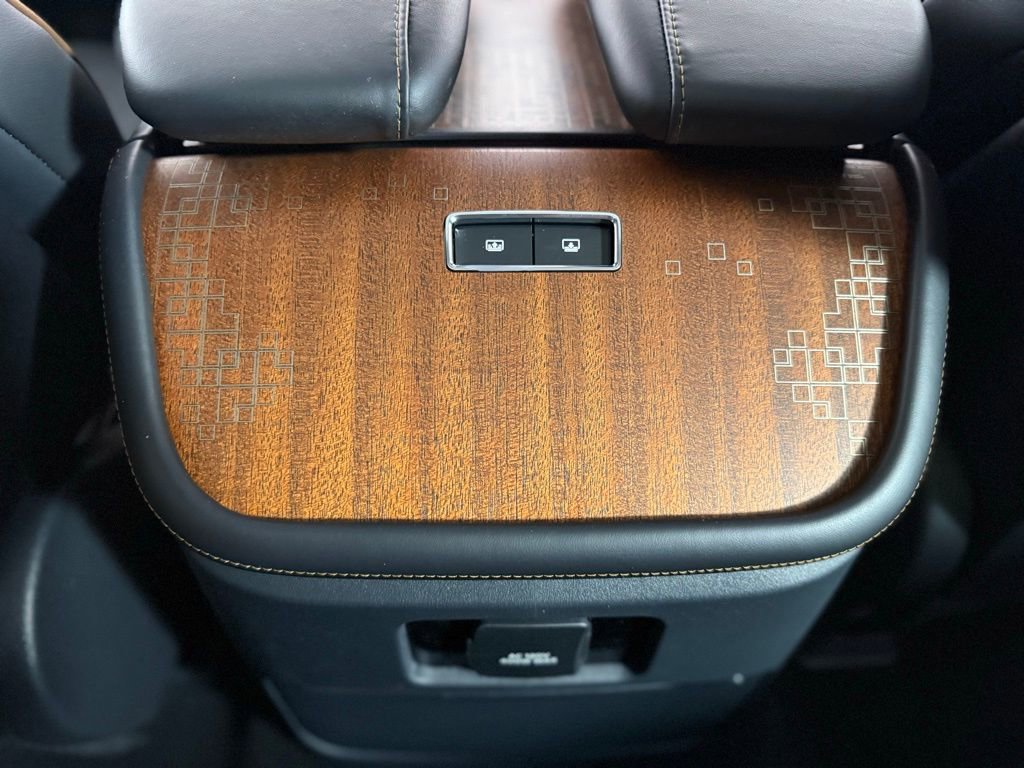 New 2025 Lincoln Navigator L Black Label image 56