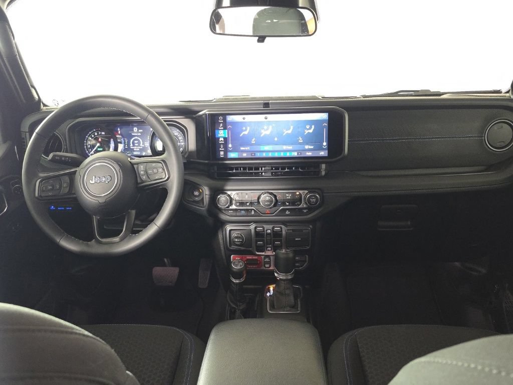 Certified 2025 Jeep Wrangler Unlimited Rubicon 4xe w/ Convenience Group AWD/4WD image 18