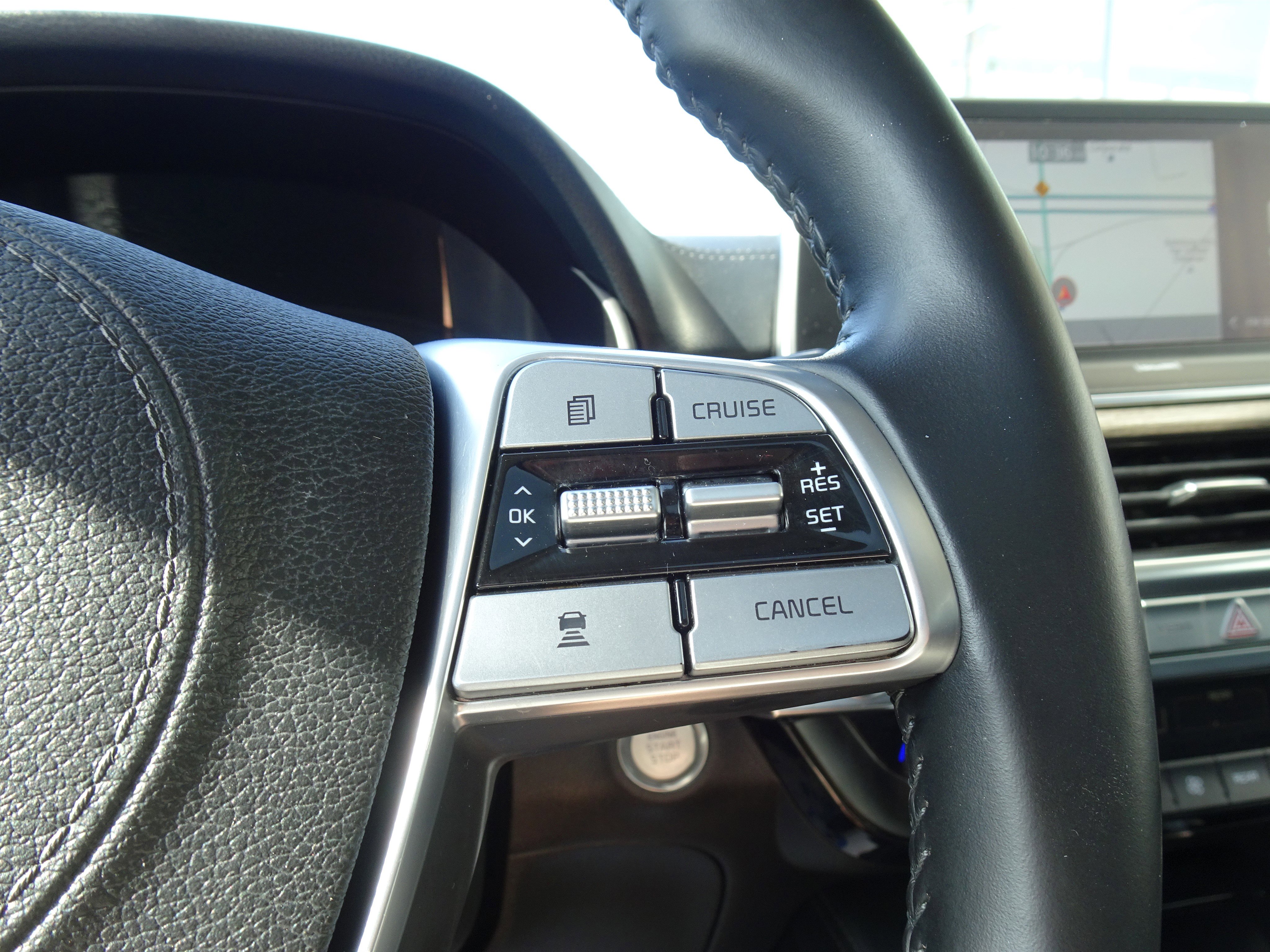 Used 2021 Kia Telluride EX w/ EX Premium Package FWD image 24