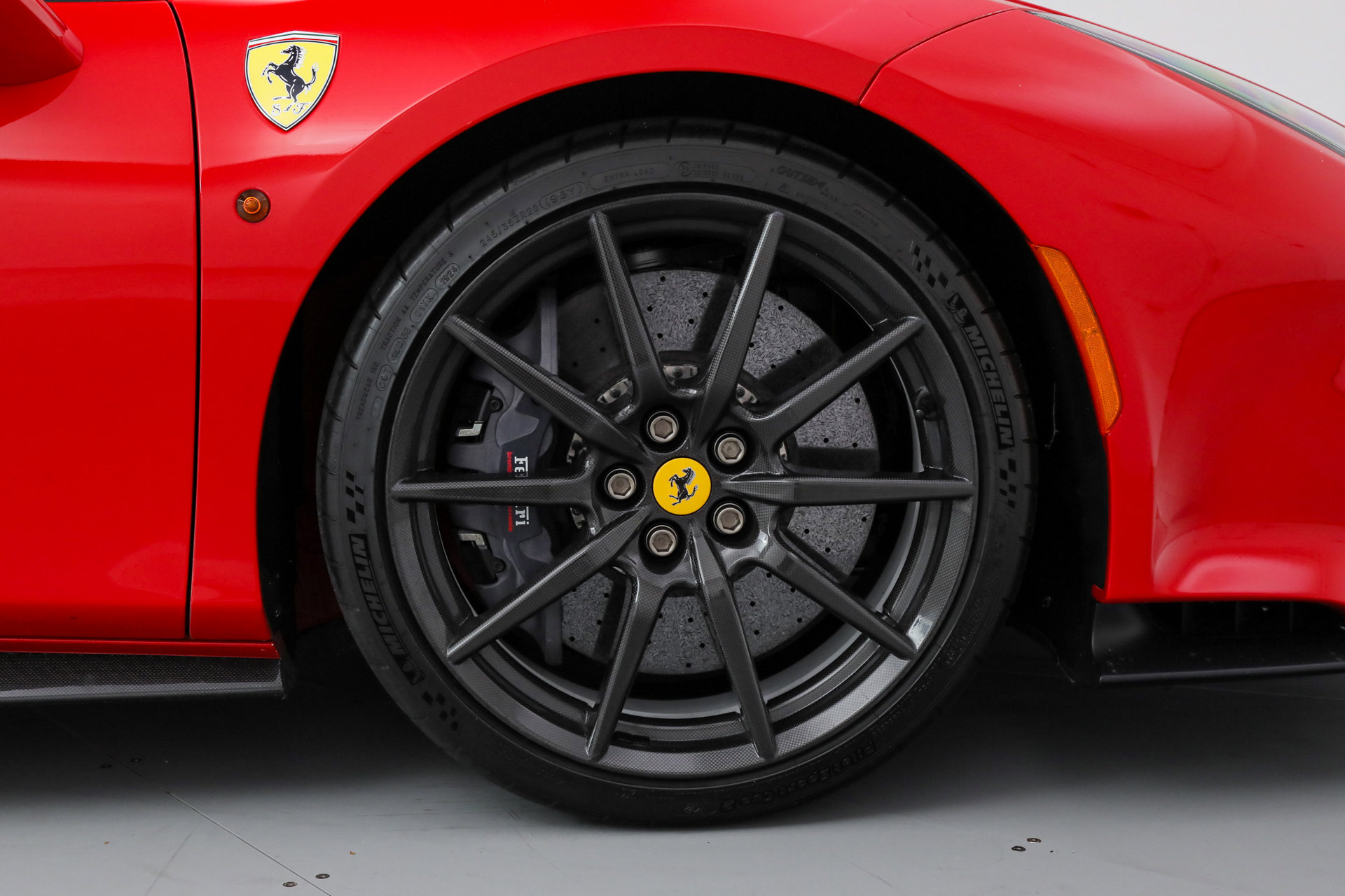 Certified 2019 Ferrari 488 Pista image 32