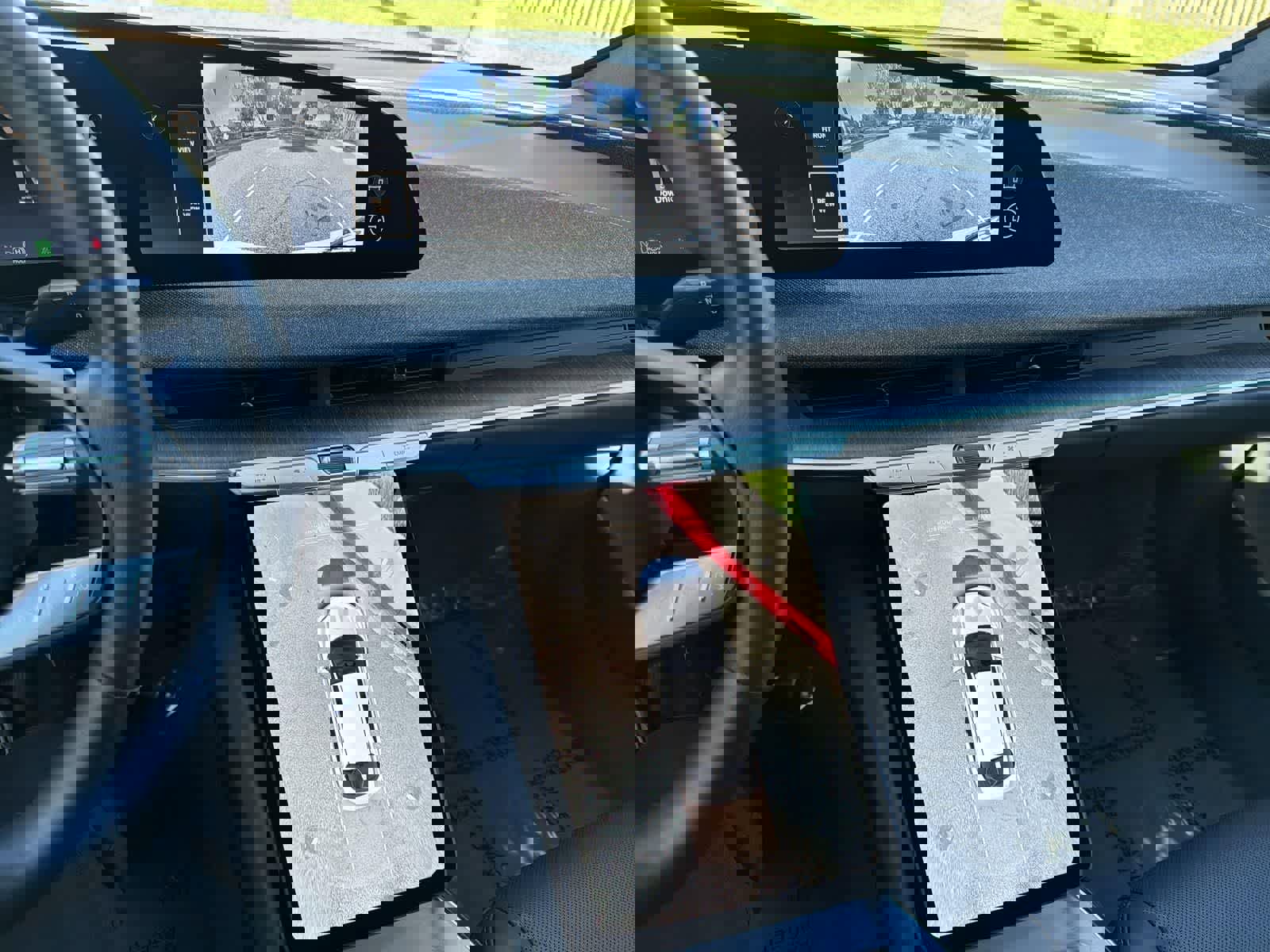 Used 2024 Lucid Air Pure image 17