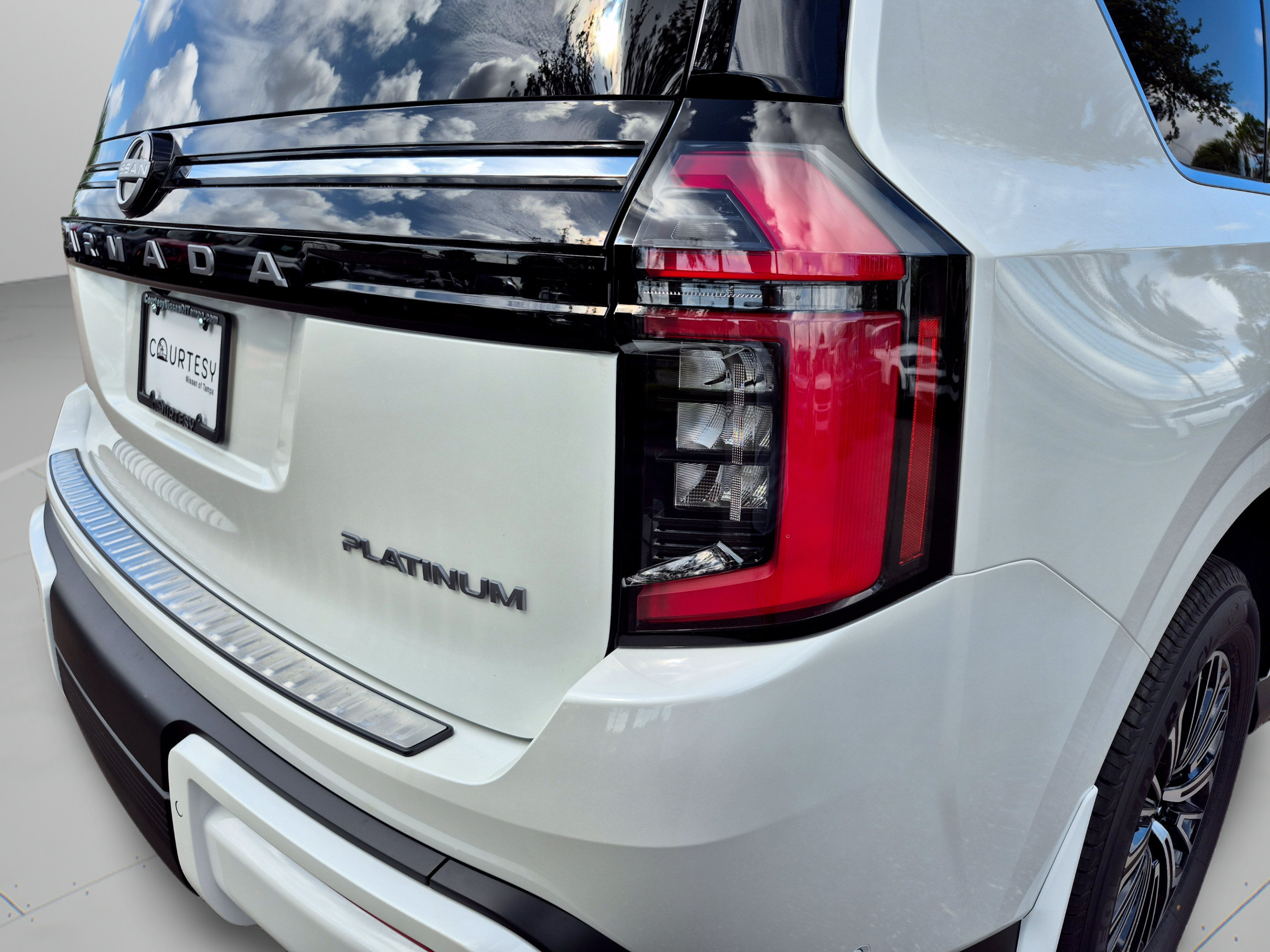 New 2026 Nissan Armada Platinum RWD image 38