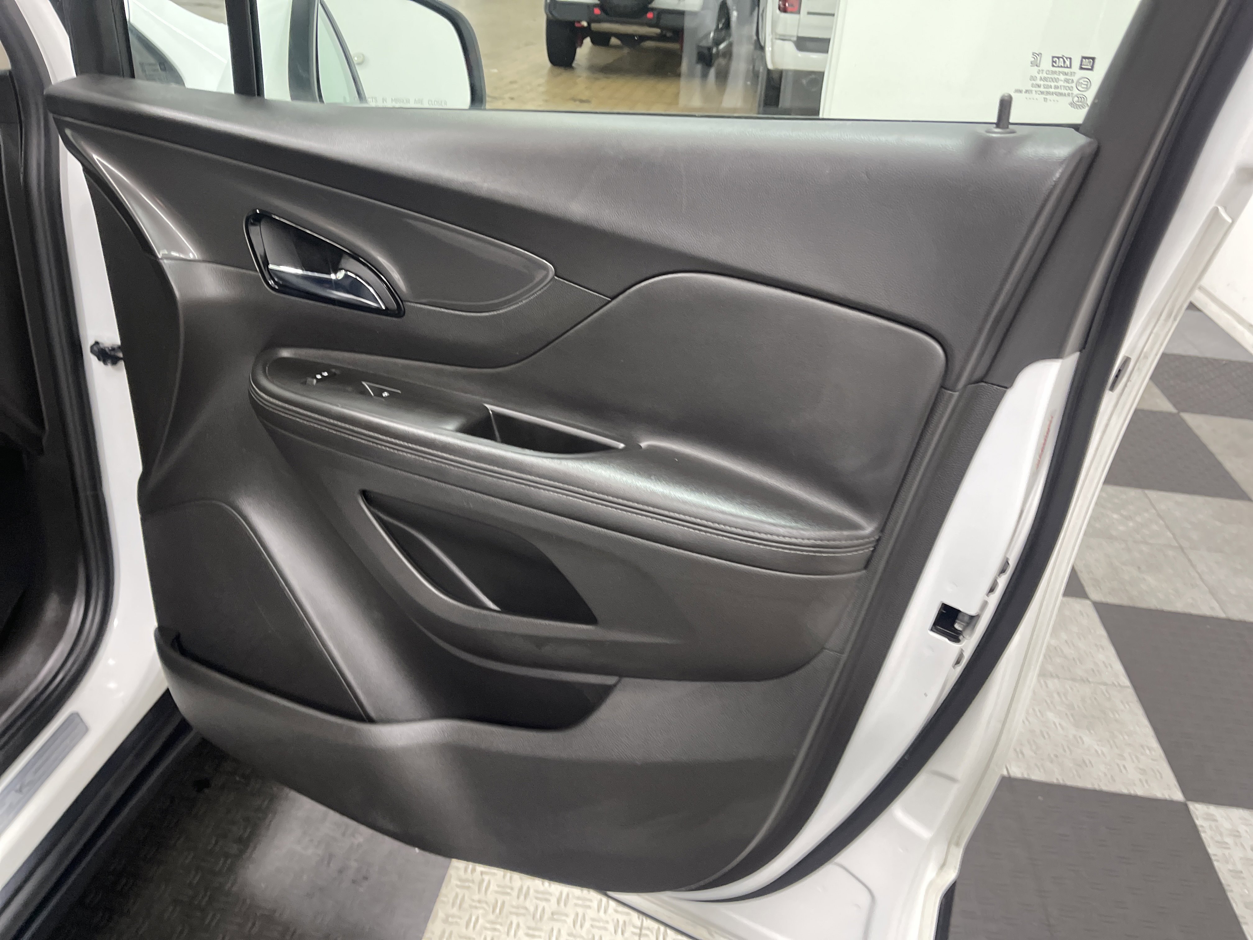 Used 2017 Buick Encore Preferred AWD/4WD image 25