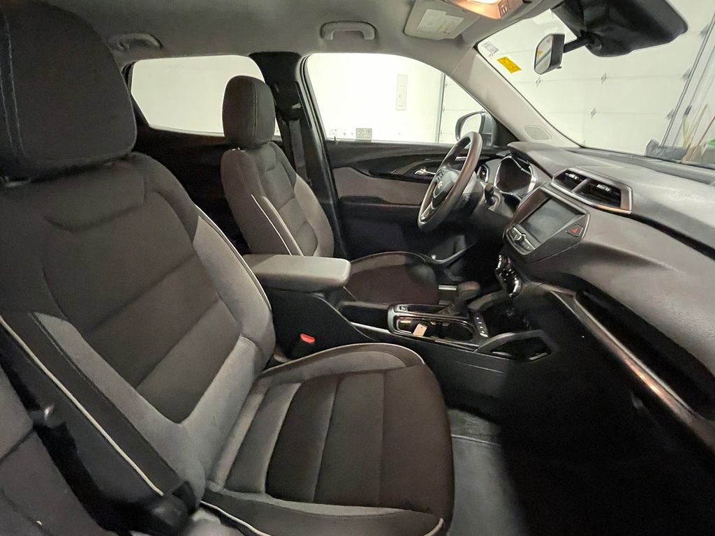 Used 2023 Chevrolet TrailBlazer LT image 26