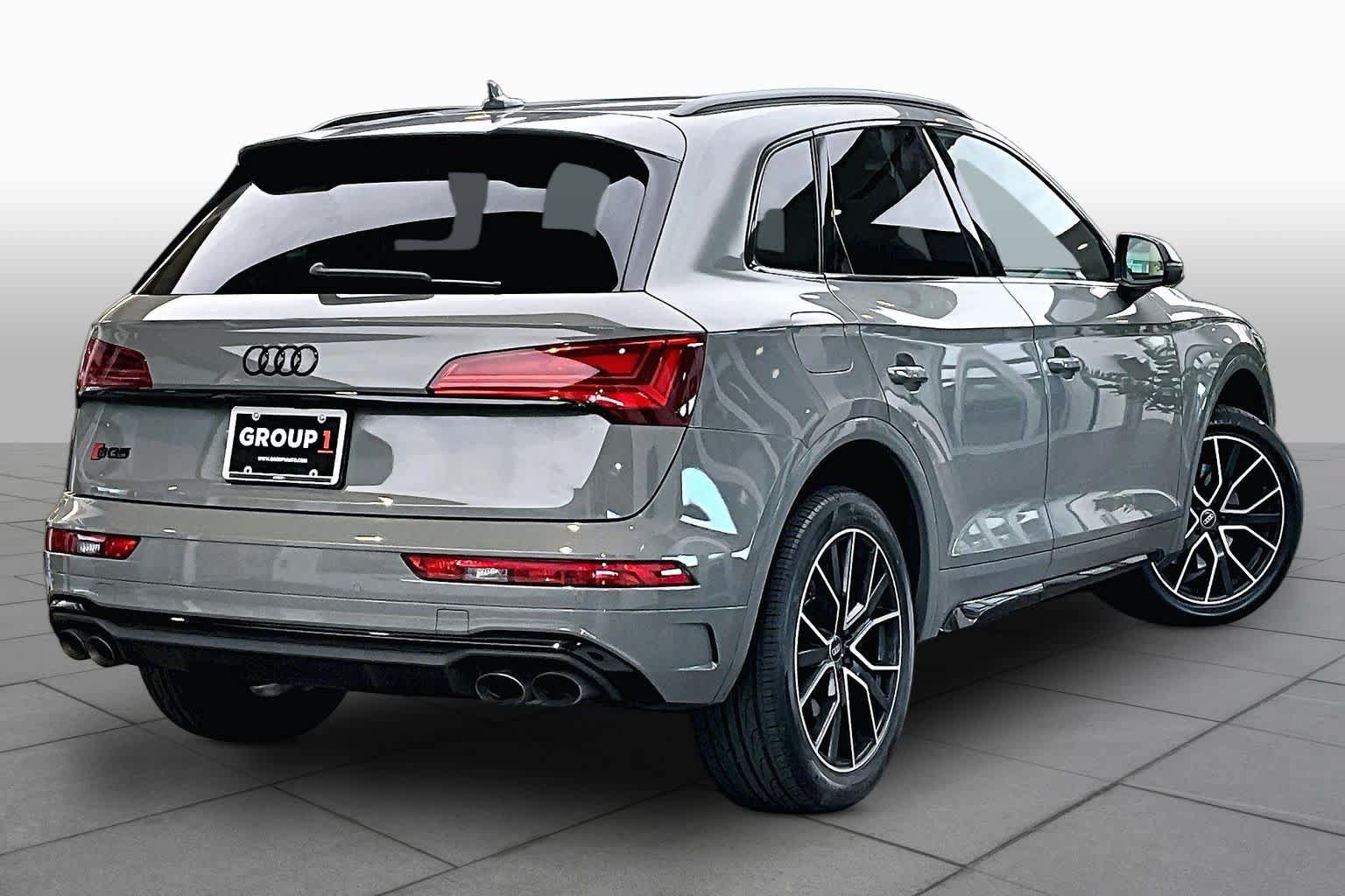 Used 2022 Audi SQ5 Premium Plus w/ Premium Plus Package AWD/4WD image 12
