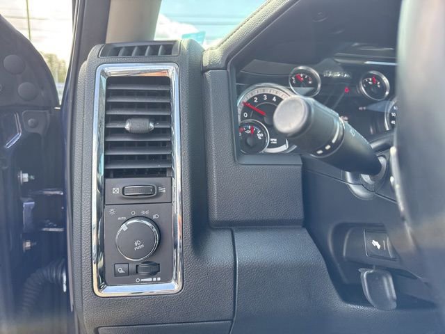 Used 2016 RAM 1500 Laramie w/ Convenience Group AWD/4WD image 25