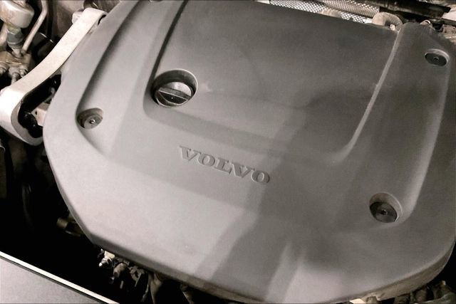 Certified 2023 Volvo XC90 B6 Ultimate w/ Lounge Package image 36