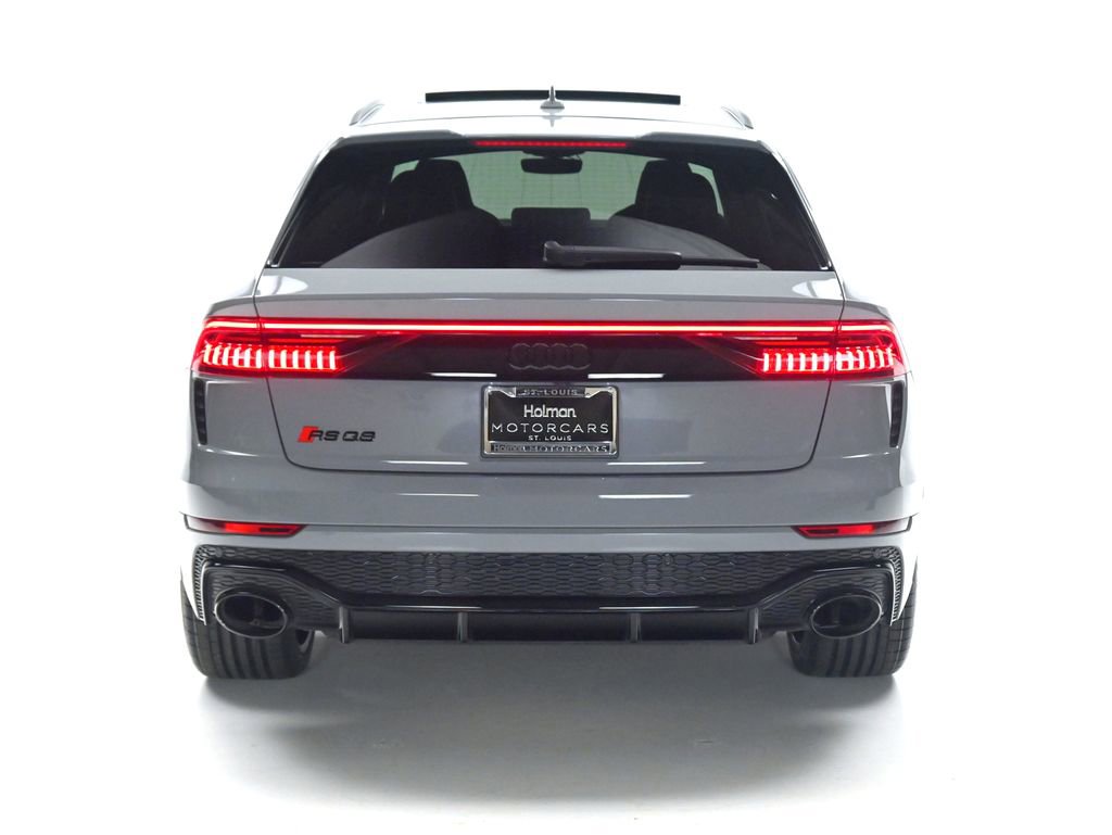 Used 2024 Audi RS Q8 image 5
