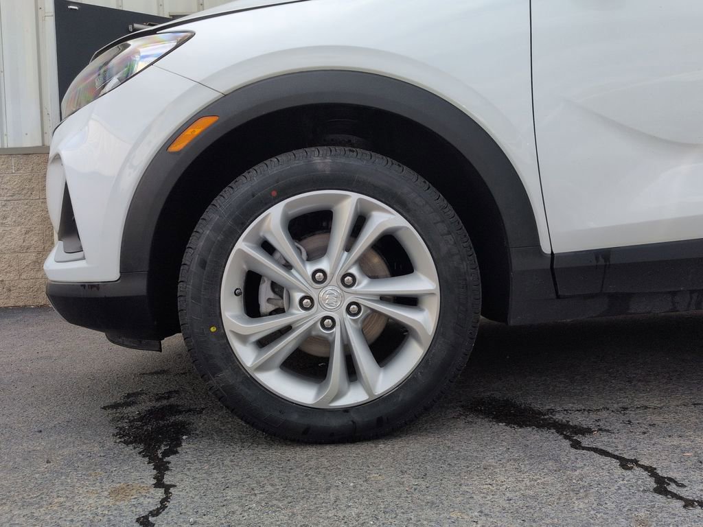Certified 2023 Buick Encore GX Preferred w/ Cold Weather Comfort Package AWD/4WD image 17
