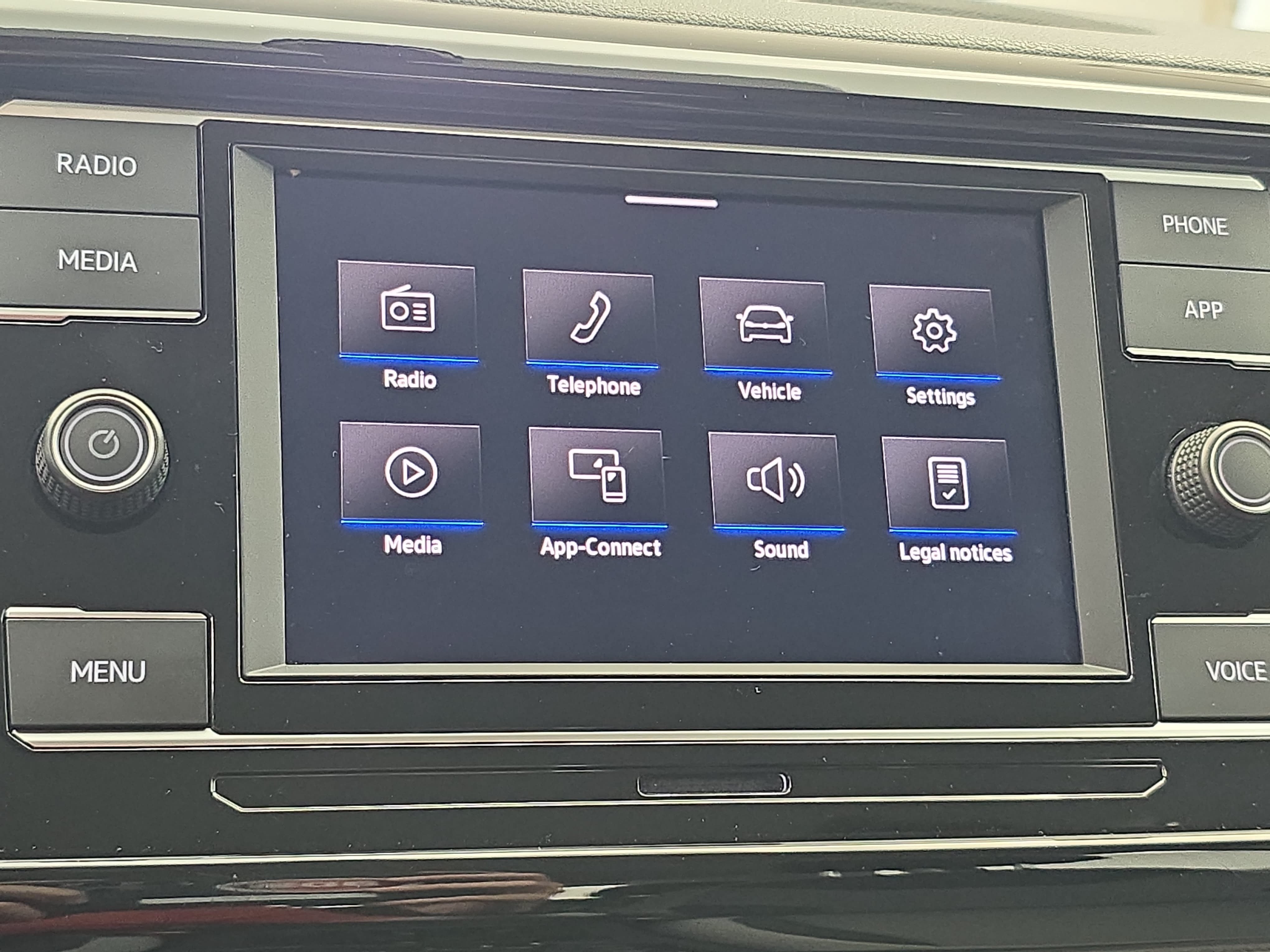 Certified 2023 Volkswagen Taos S FWD image 20
