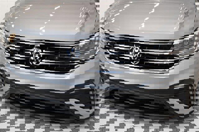 Used 2022 Volkswagen Tiguan SE image 26