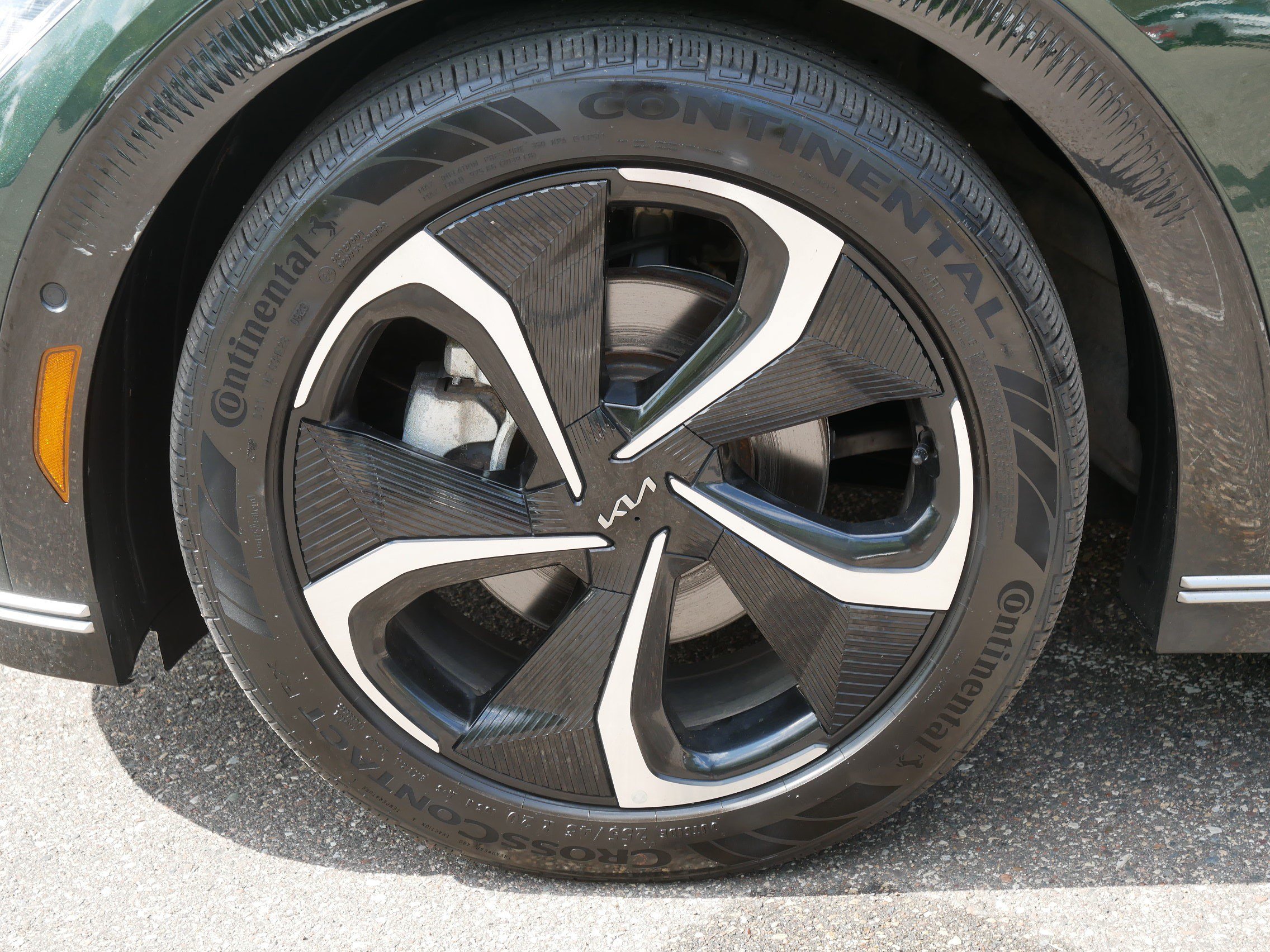 Certified 2023 Kia EV6 GT-Line AWD/4WD image 15
