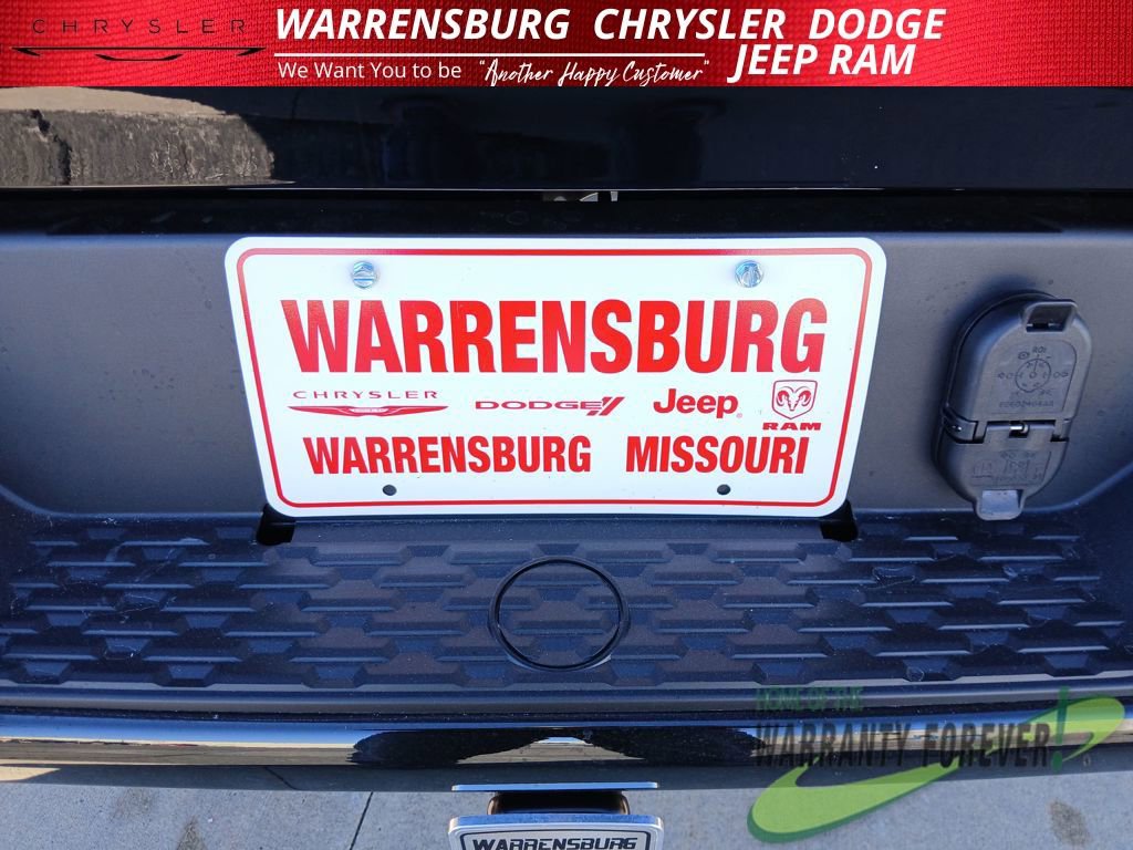 New 2026 RAM 1500 Laramie w/ Night Edition AWD/4WD image 29