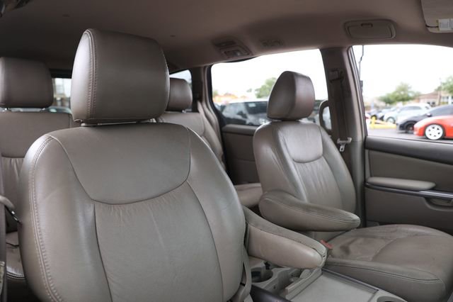 Used 2009 Toyota Sienna LE image 19