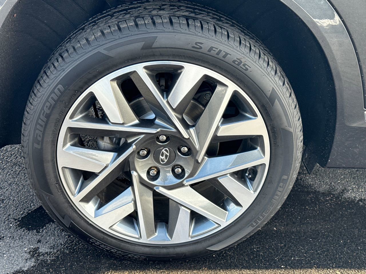 Used 2022 Hyundai Santa Fe Calligraphy image 10