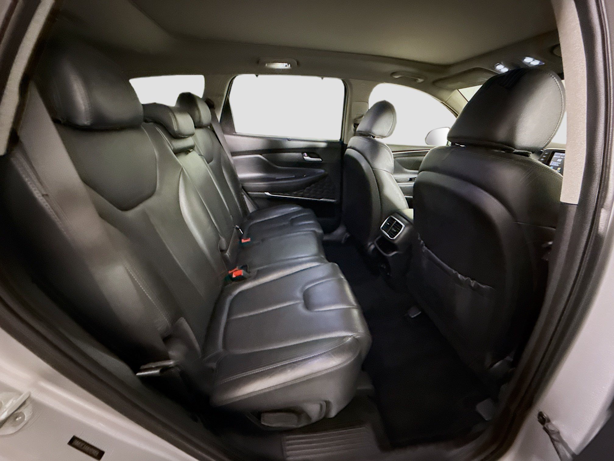 Used 2020 Hyundai Santa Fe SEL AWD/4WD image 27