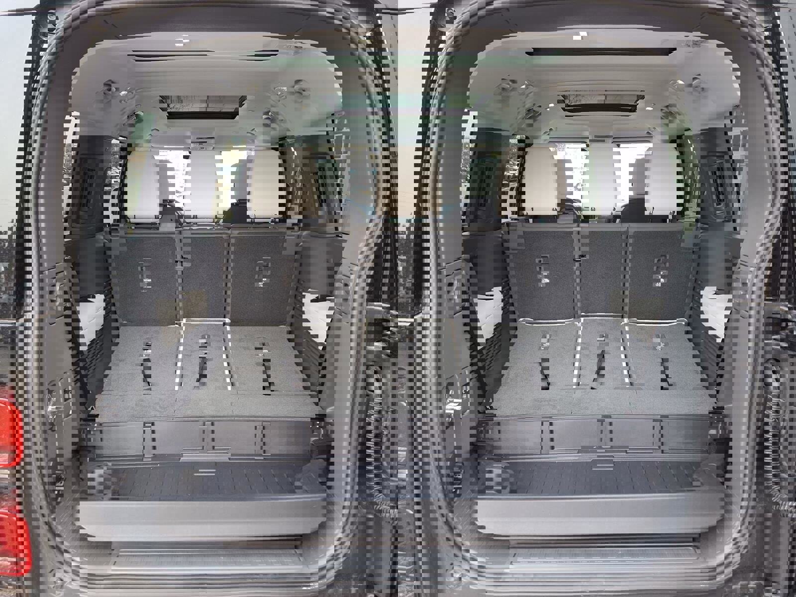 Certified 2025 Land Rover Defender 130 S image 27