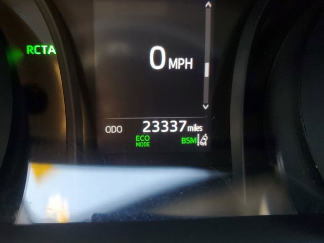 Used 2023 Toyota Camry SE w/ Cold Weather Package image 21