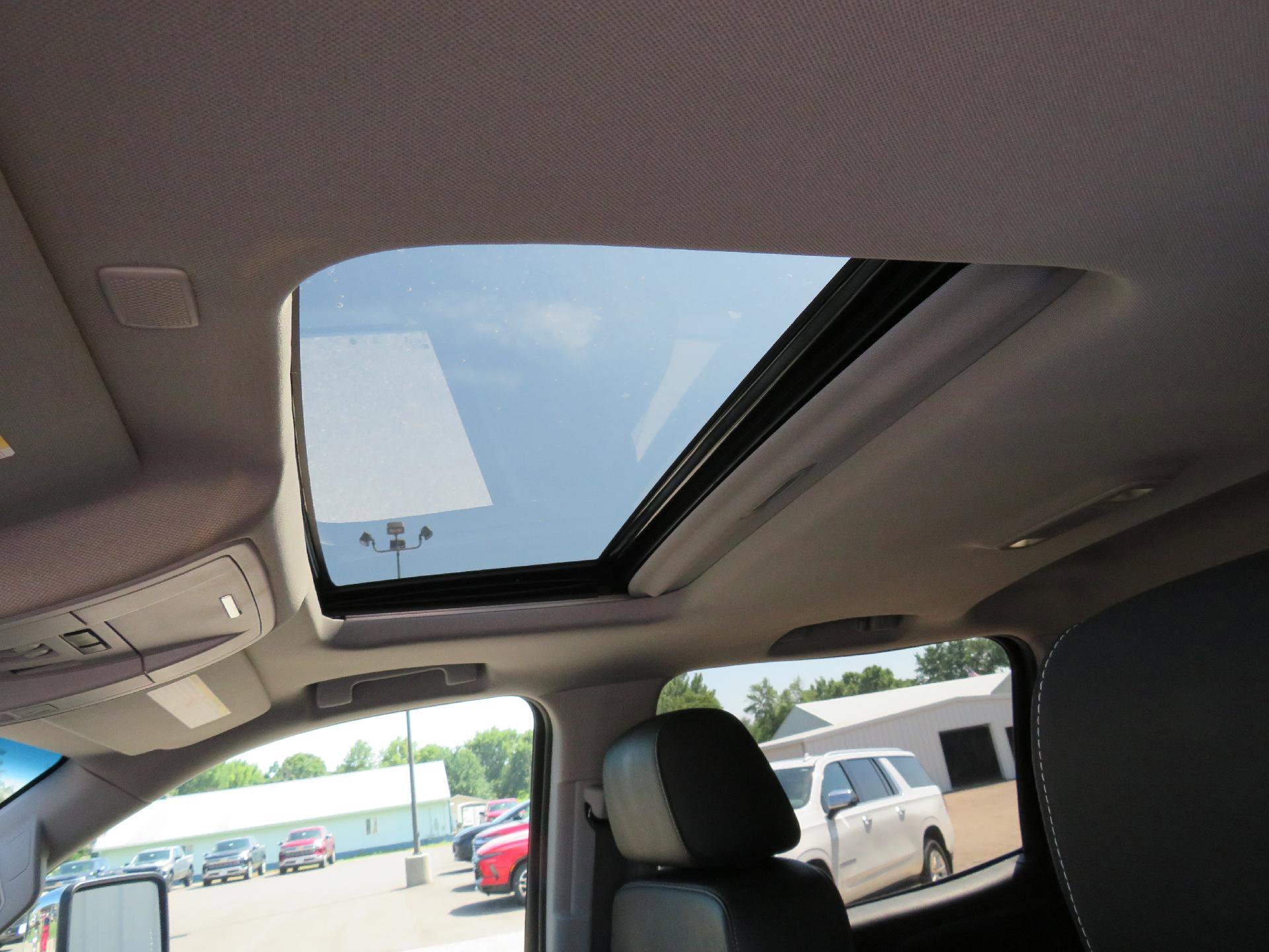 Used 2019 Chevrolet Silverado 2500 LTZ w/ Duramax Plus Package image 9