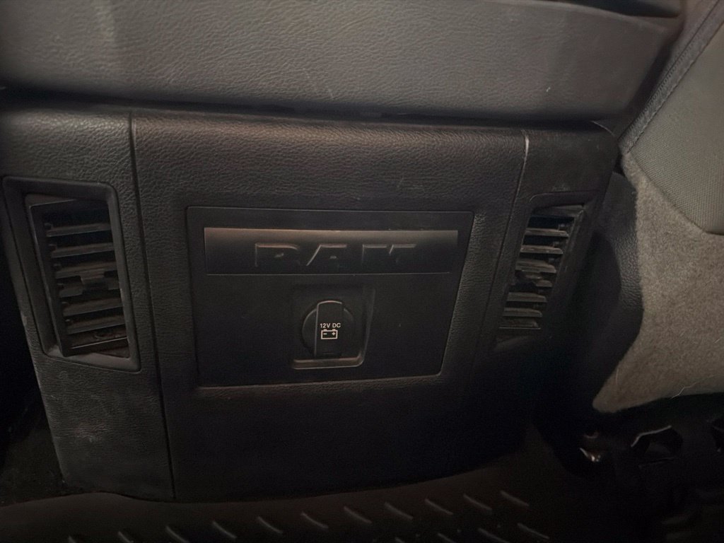 Used 2017 RAM 1500 Big Horn AWD/4WD image 32
