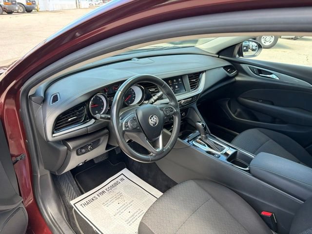 Used 2019 Buick Regal Preferred FWD image 10