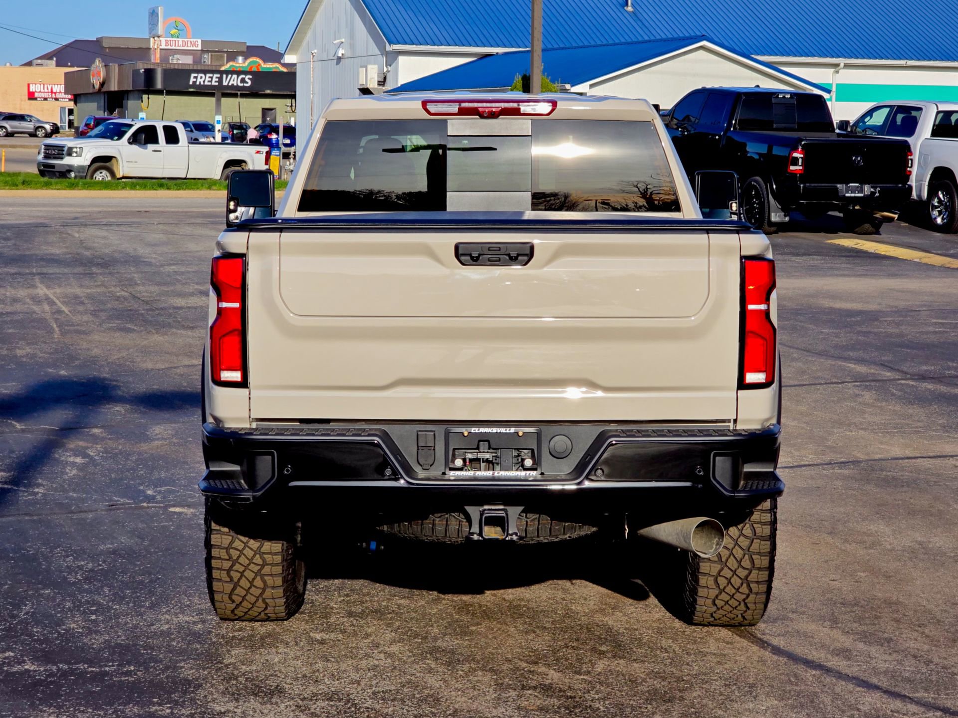 Used 2026 Chevrolet Silverado 2500 ZR2 w/ LPO, Dark Essentials Package image 18