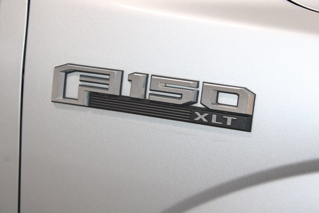 Used 2019 Ford F150 XLT w/ Equipment Group 302A Luxury AWD/4WD image 12
