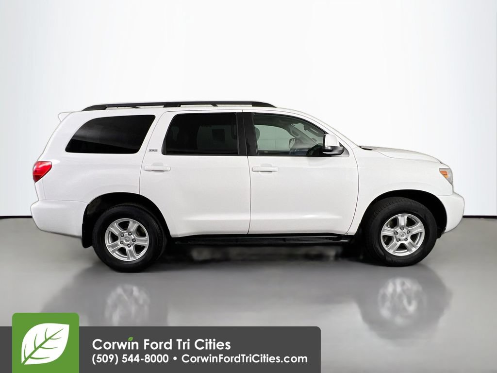 Used 2017 Toyota Sequoia SR5 AWD/4WD image 19