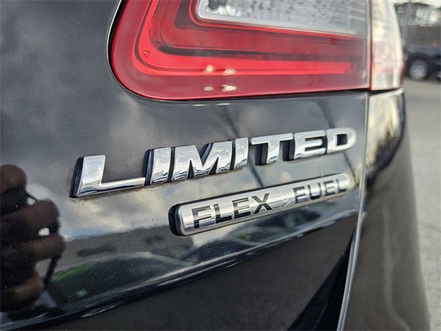 Used 2019 Ford Taurus Limited image 26