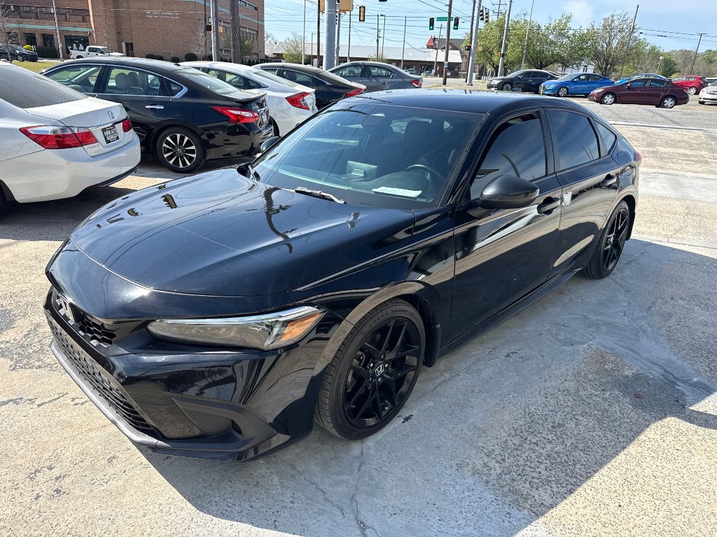 Used 2023 Honda Civic Sport image 2