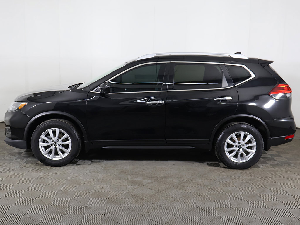 Used 2017 Nissan Rogue SV AWD/4WD image 18