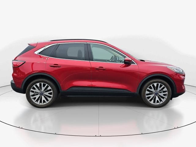 Used 2020 Ford Escape Titanium w/ Titanium Premium Package 2.0 AWD/4WD image 2