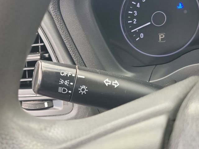 Used 2019 Honda HR-V LX image 32