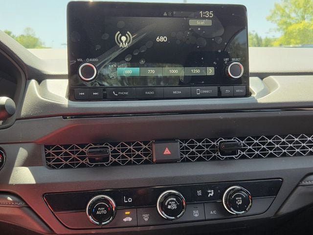 Used 2025 Honda Accord LX image 21