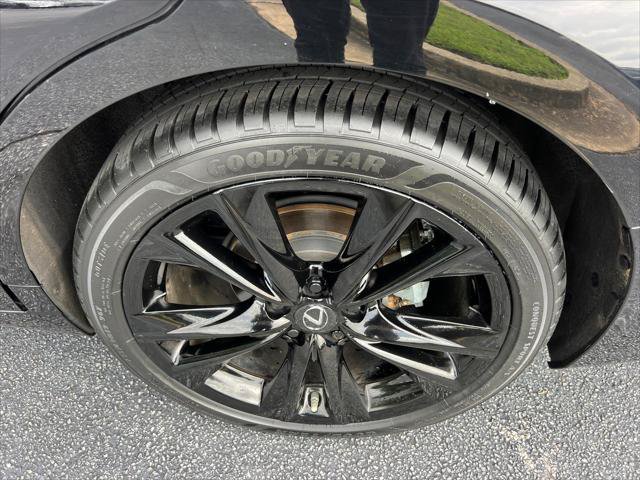 Certified 2024 Lexus ES 300h F Sport w/ Accessory Package (Z2) FWD image 19