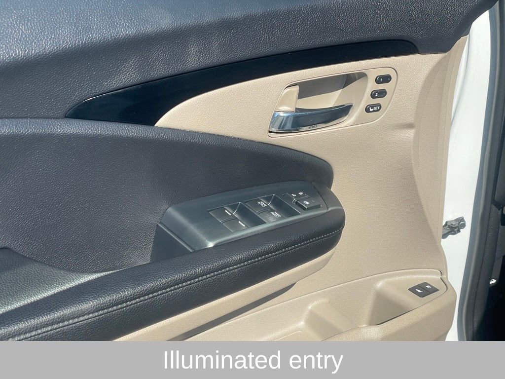 Used 2022 Honda Pilot Touring image 14