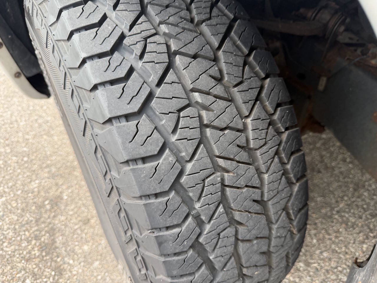 Used 2008 Mitsubishi Raider LS RWD image 15
