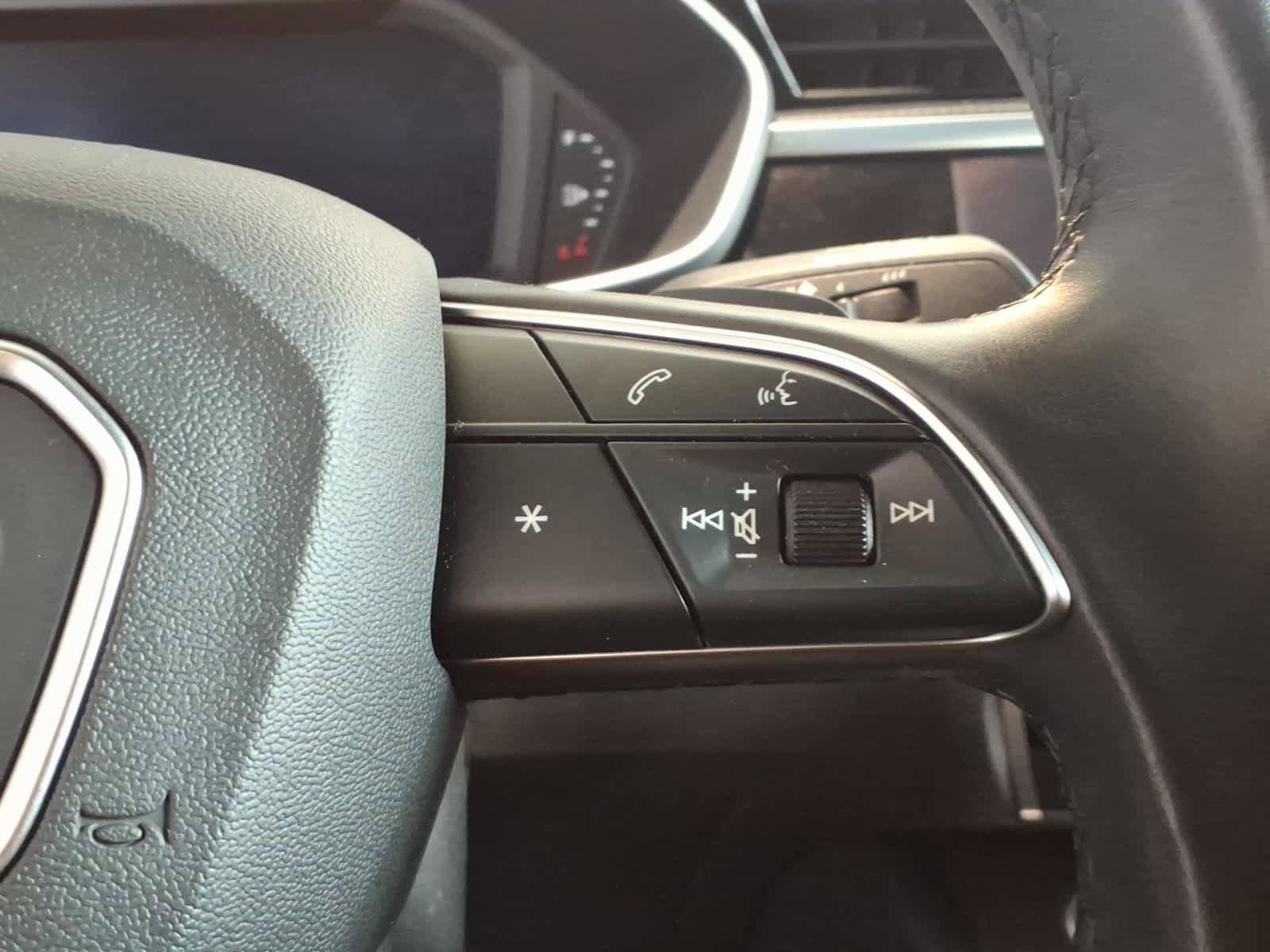 Used 2021 Audi Q3 2.0T Premium Plus AWD/4WD image 16