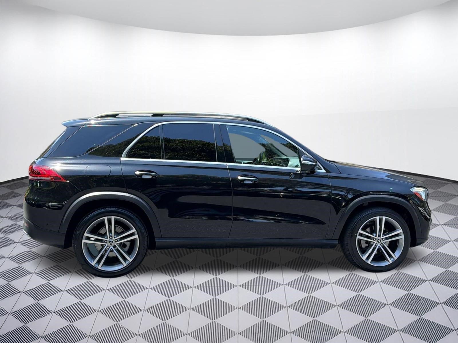 Used 2022 Mercedes-Benz GLE 350 4MATIC image 8