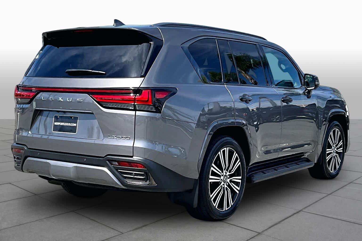 Used 2024 Lexus LX 600 4WD w/ Appearance Package image 12