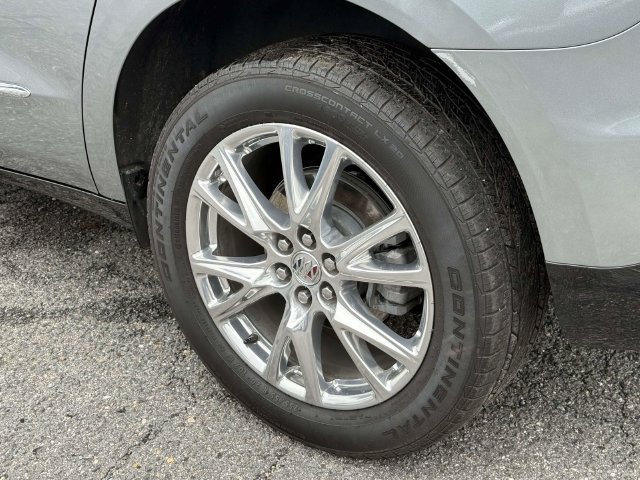 Used 2023 Buick Enclave Premium w/ Experience Buick Package FWD image 11