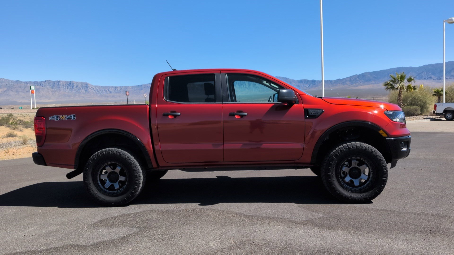Used 2023 Ford Ranger XLT w/ Equipment Group 301A Mid AWD/4WD image 2